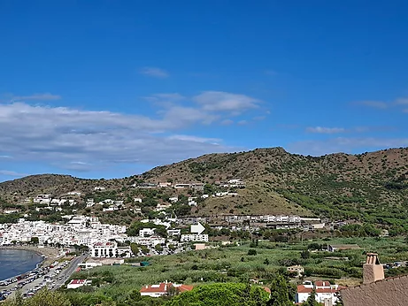 Newly built apartment for sale in Port de la Selva