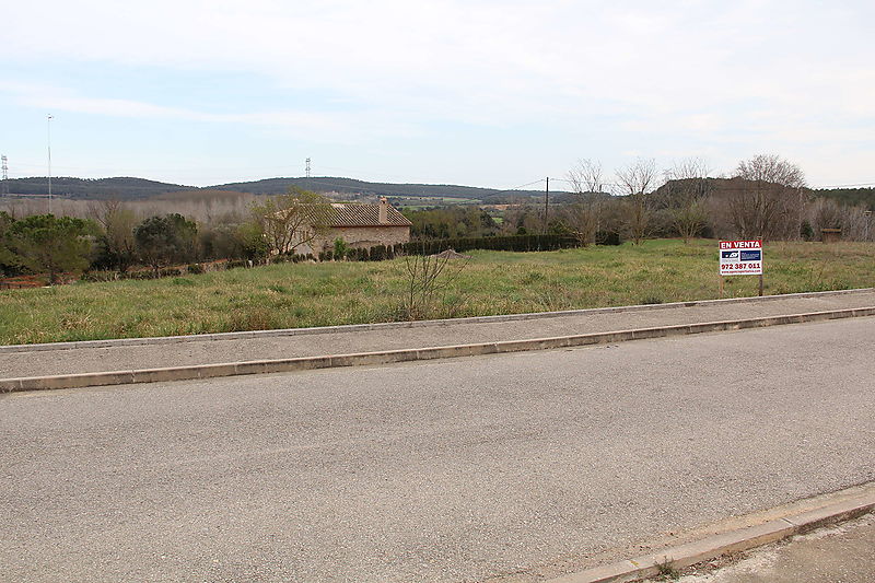 Land for sale in Bàscara