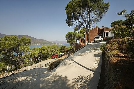 Magnificent property for sale in Les Figuerasses