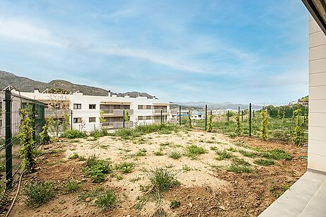 Ground floor with garden in new construction on the road to Cadaqués