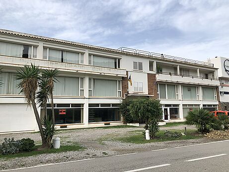 Two buildings for sale in the Industrial Zone of Port de la Selva