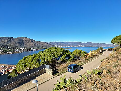 Solar en venda a la Urbanització El Mirador de El Port de la Selva